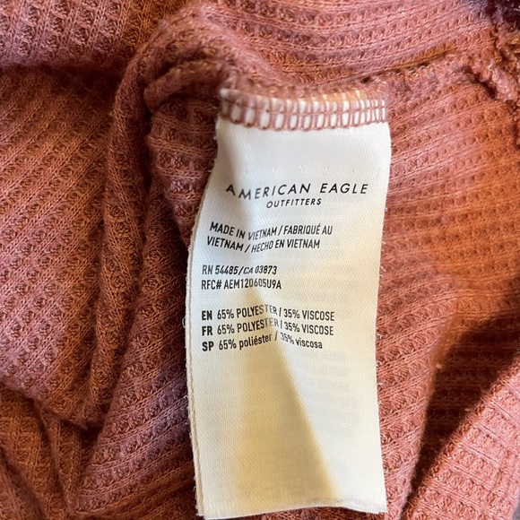 American Eagle mauve short sleeve crop top size medium - Picture 6 of 7